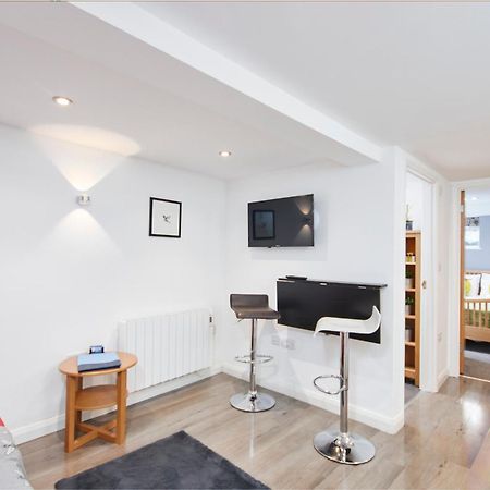 Gateway Mews - Serviced Apartments Кегворт Экстерьер фото