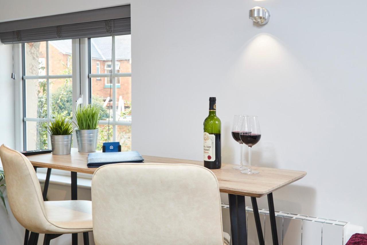 Gateway Mews - Serviced Apartments Кегворт Экстерьер фото