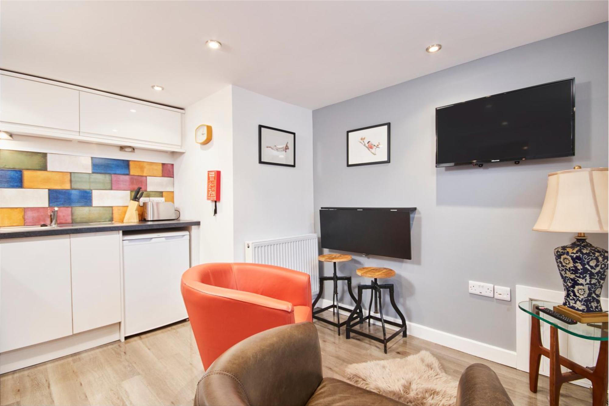 Gateway Mews - Serviced Apartments Кегворт Экстерьер фото