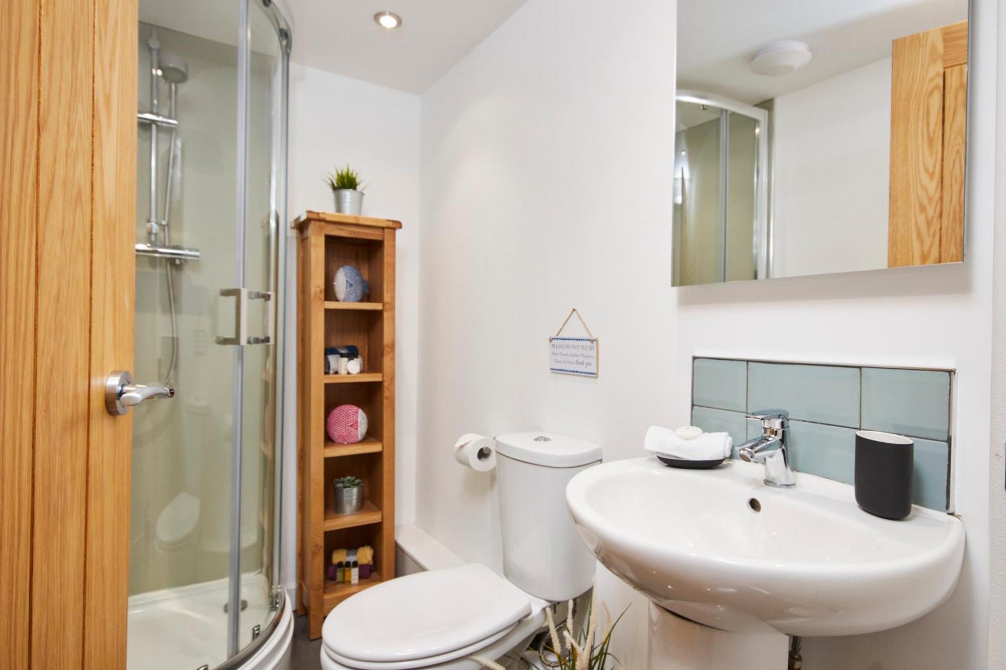 Gateway Mews - Serviced Apartments Кегворт Экстерьер фото