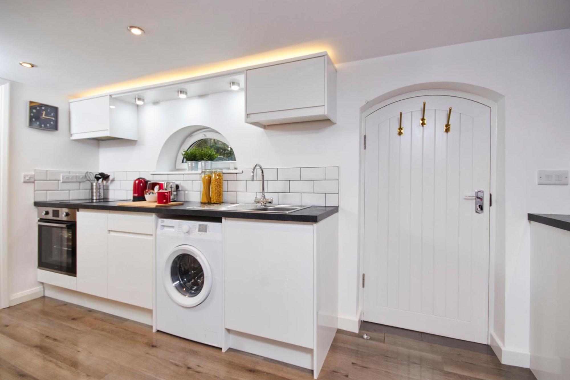 Gateway Mews - Serviced Apartments Кегворт Экстерьер фото