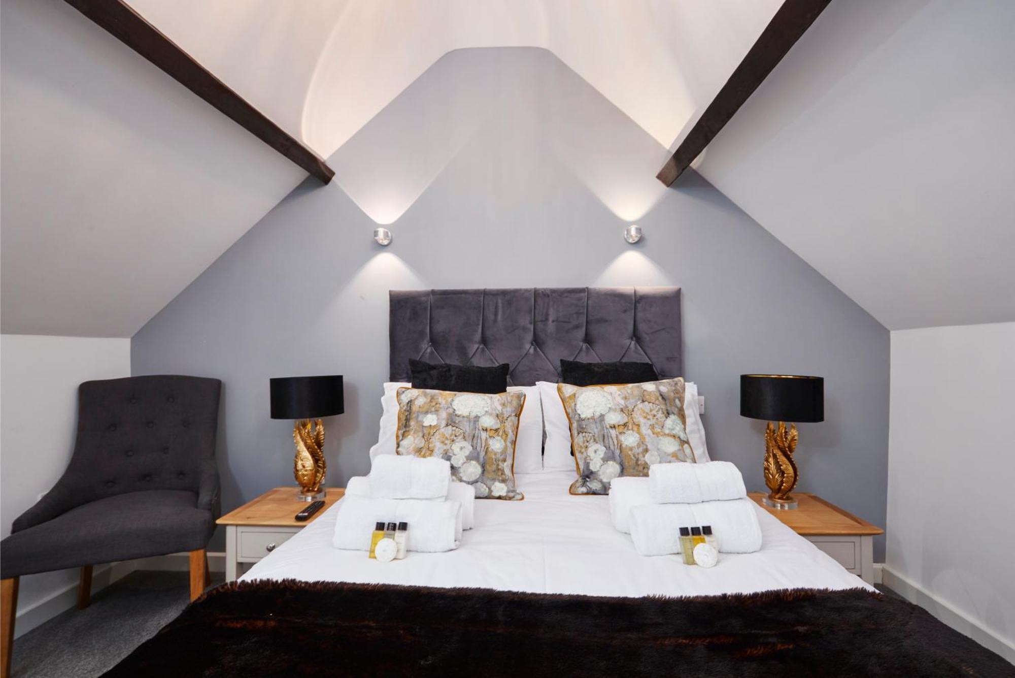 Gateway Mews - Serviced Apartments Кегворт Экстерьер фото