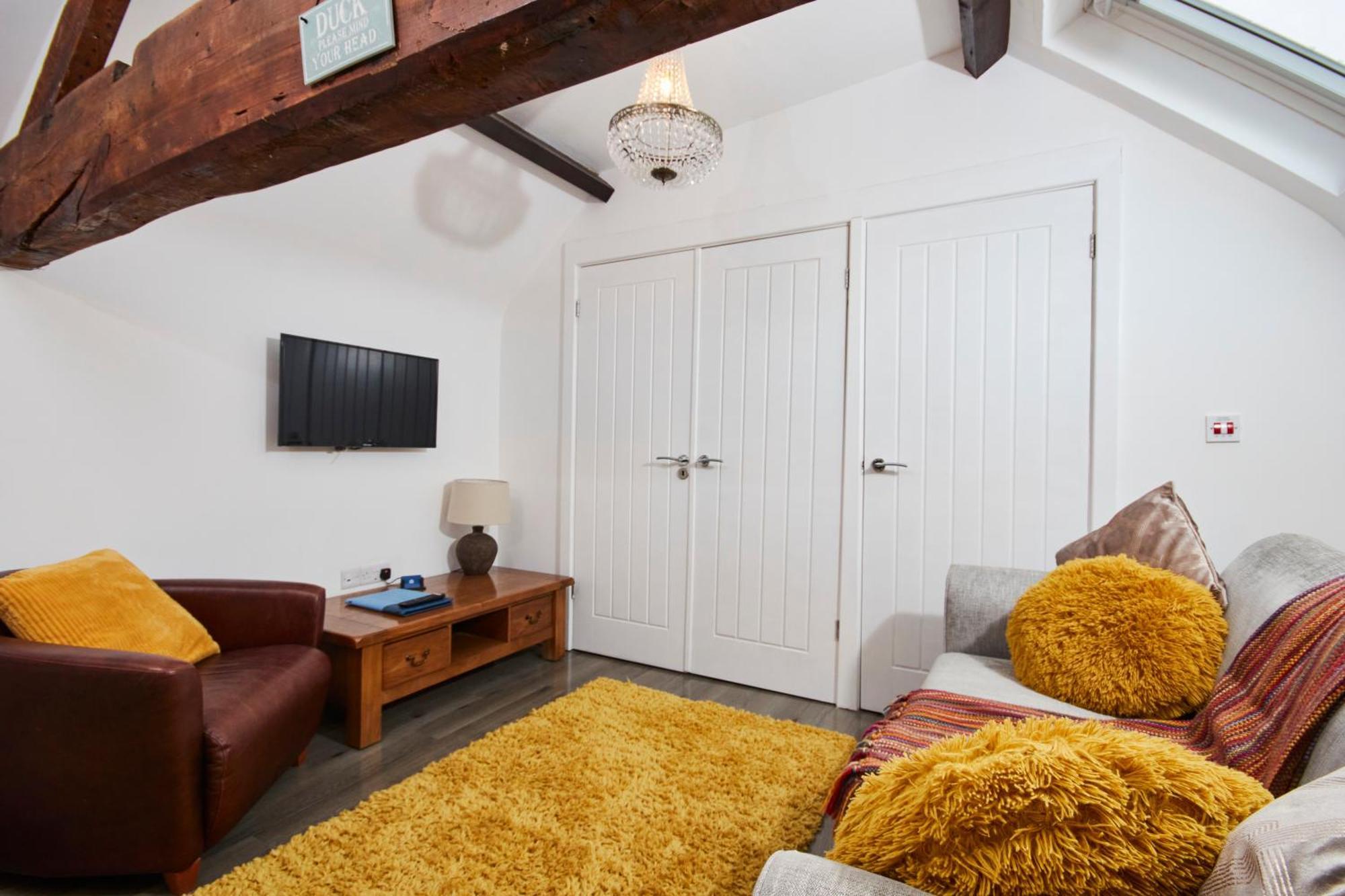 Gateway Mews - Serviced Apartments Кегворт Экстерьер фото