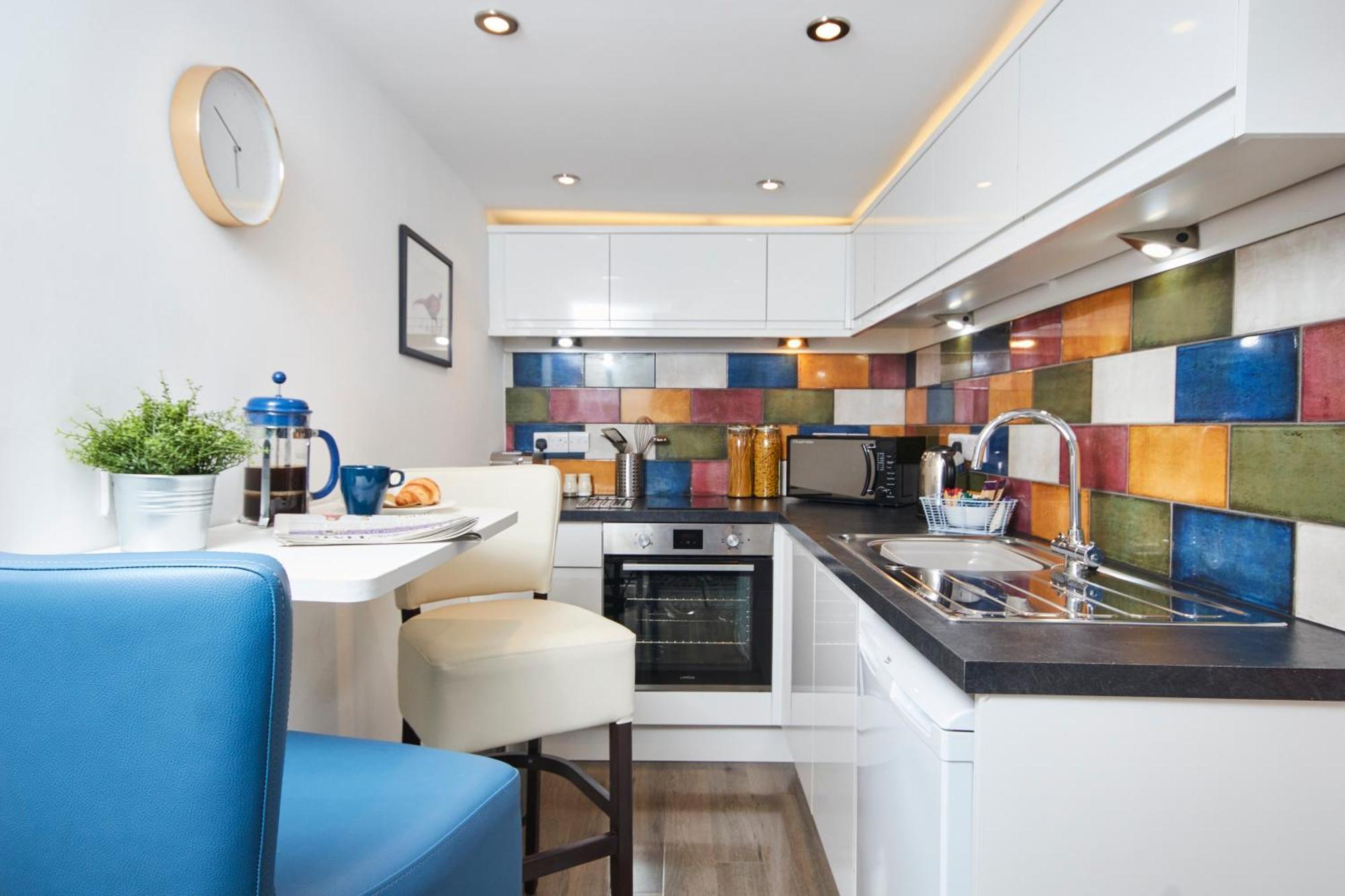 Gateway Mews - Serviced Apartments Кегворт Экстерьер фото