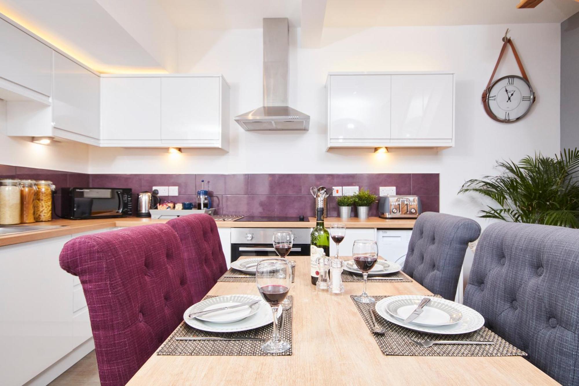 Gateway Mews - Serviced Apartments Кегворт Экстерьер фото