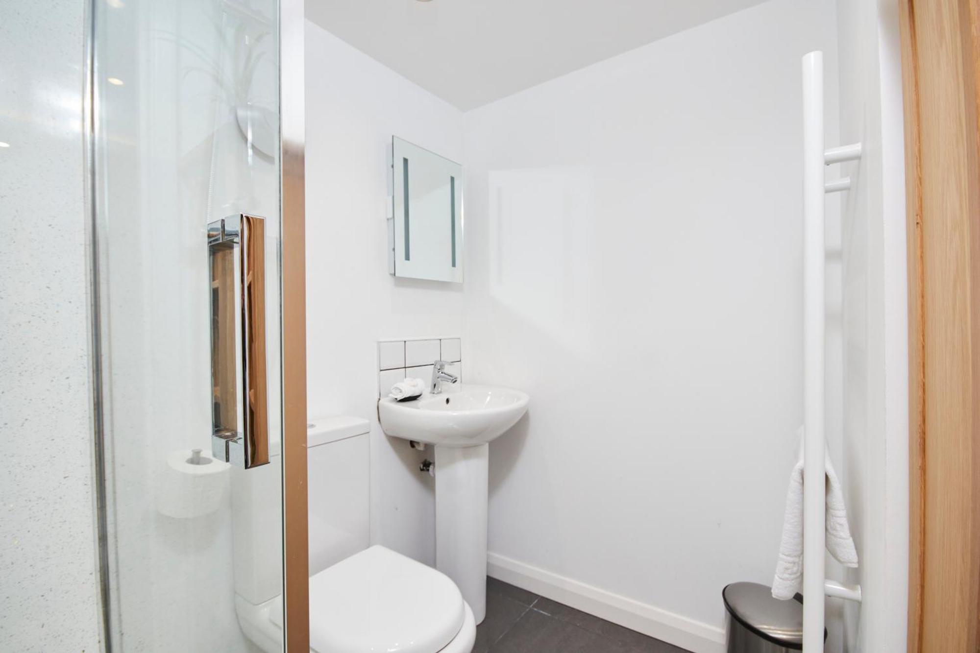 Gateway Mews - Serviced Apartments Кегворт Экстерьер фото