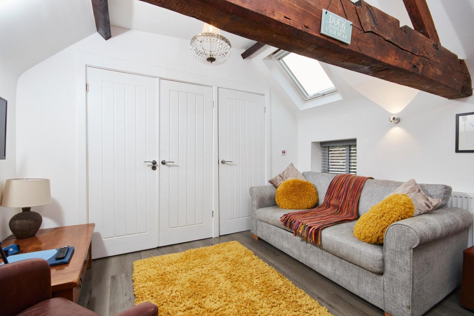 Gateway Mews - Serviced Apartments Кегворт Экстерьер фото